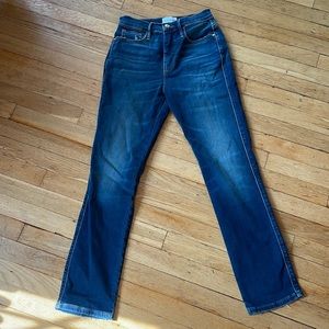 Frame Le Sylvie Slender Straight Jeans